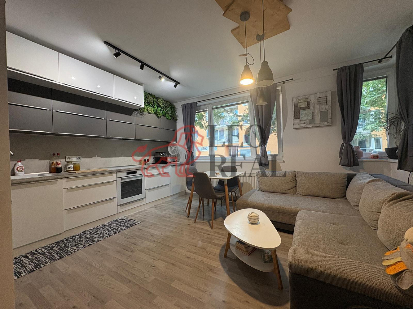 Pronájem bytu 2+kk 56 m²