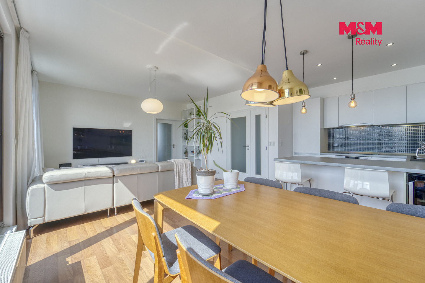 Prodej bytu 3+kk 72 m² — photo 2