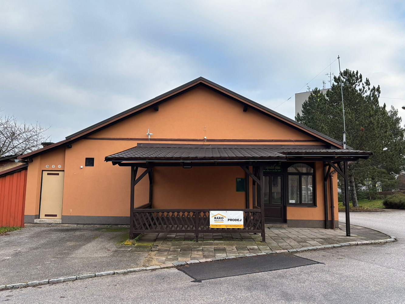 Prodej obchodních prostor 80 m² – pohled 3