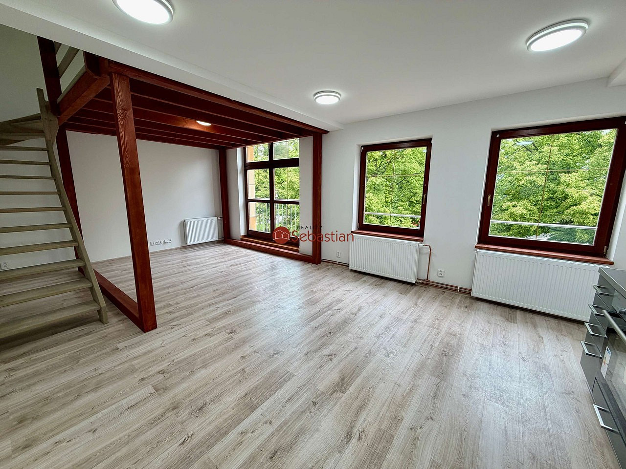 Pronájem bytu 1+kk 60 m² — photo 3