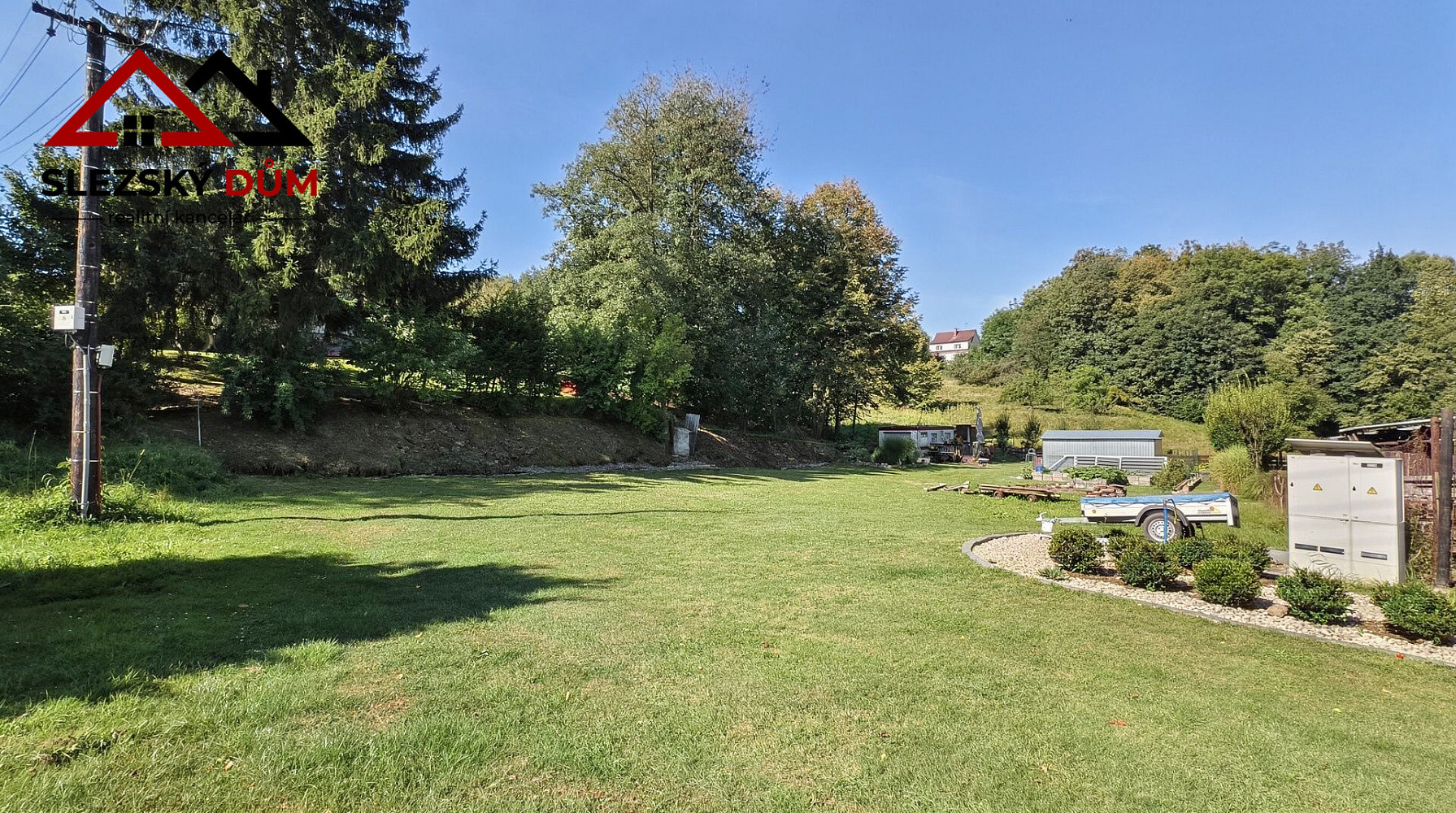 Prodej stavebního pozemku 1 371 m²