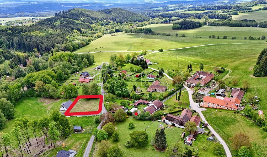 Prodej stavebního pozemku 1 109 m², Omlenice – fotka 1 z 10