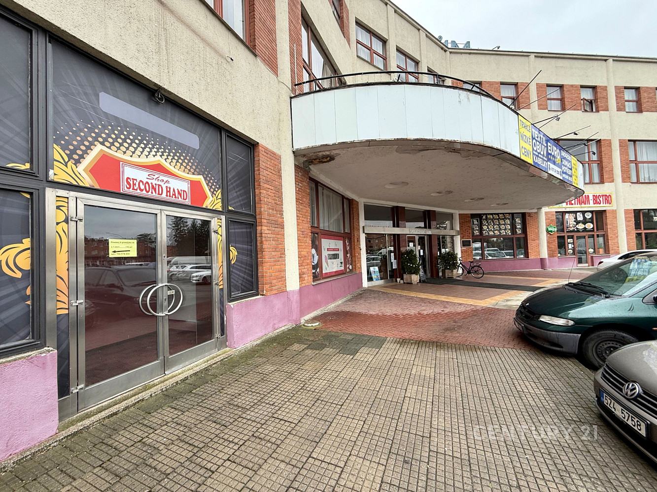 Pronájem obchodních prostor 120 m²