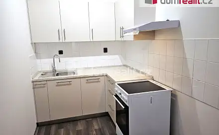 Pronájem bytu 2+1 50 m², Wolkerova, Lovosice, okres Litoměřice