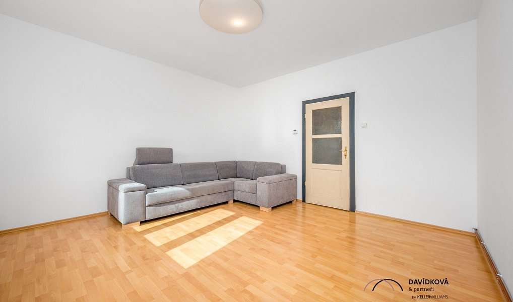 Prodej bytu 2+1 72 m², Velešín – náhled fotky 13