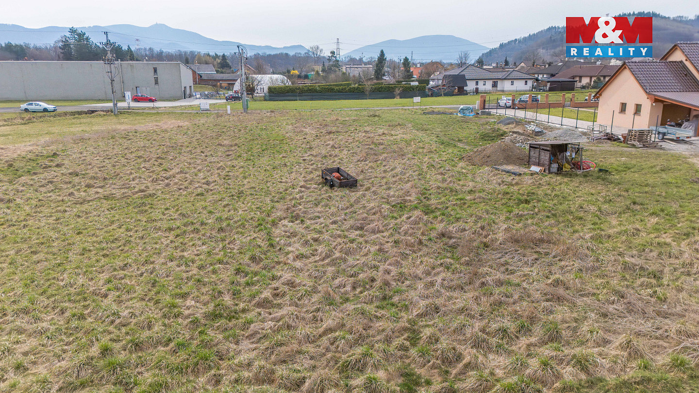 Prodej stavebního pozemku 1 440 m² – pohled 4