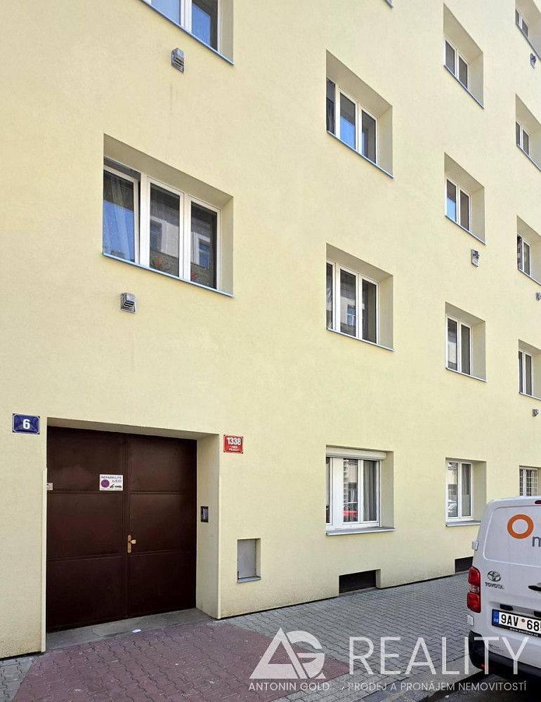 Prodej bytu 1+1 40 m² — photo 2