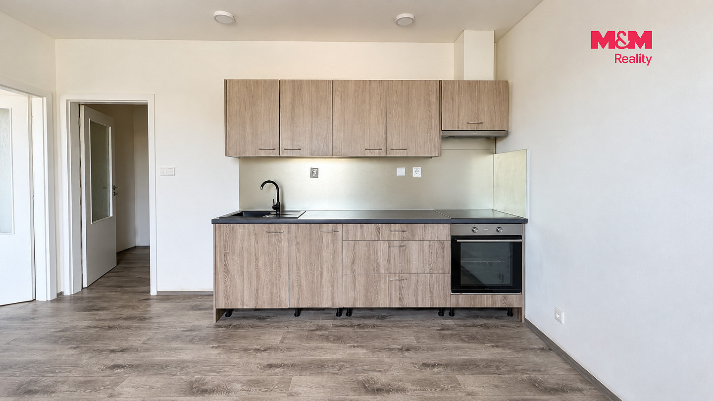 Pronájem bytu 2+kk 38 m² – fotografie 4