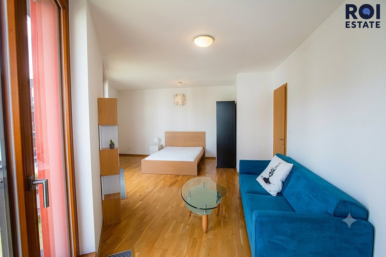 Pronájem bytu 1+kk 39 m² — photo 4
