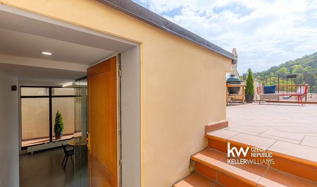 Prodej obchodních prostor 204 m², Praha – náhled fotky 7