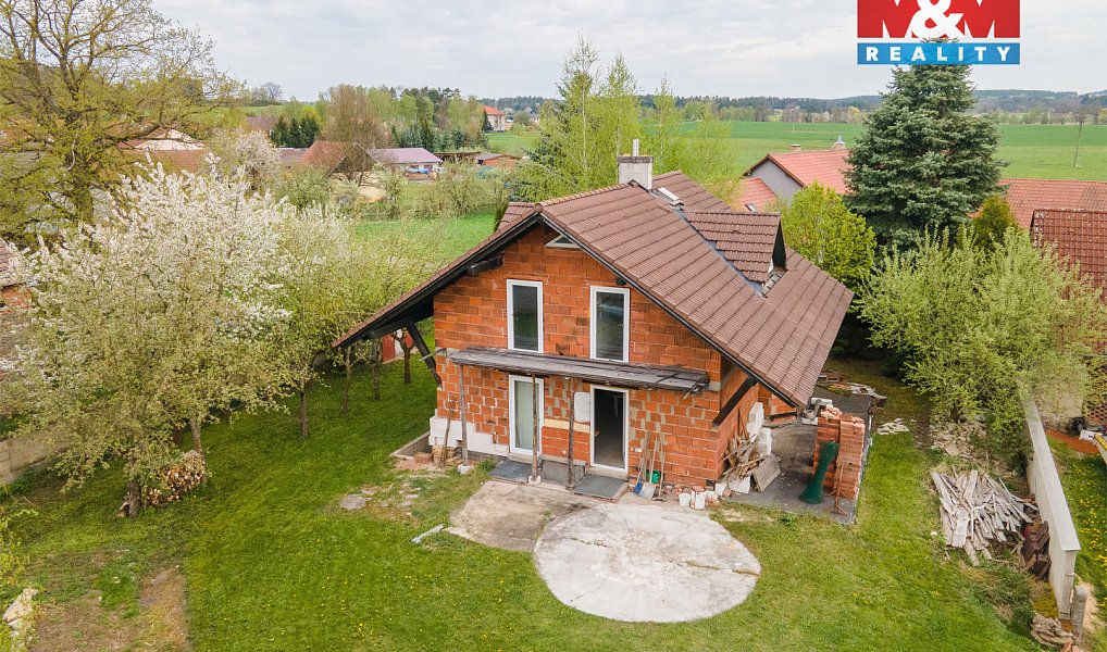 Prodej domu 118 m² s pozemkem 1 033 m², Hrejkovice – náhled fotky 2