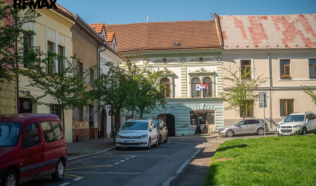 Prodej bytu 5+1 161 m², Český Brod – fotka 1 z 27
