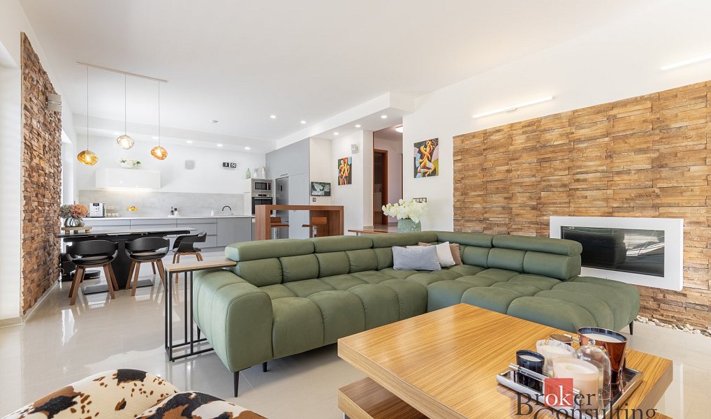 Prodej domu 165 m² s pozemkem 520 m², Kobylnice – náhled fotky 4