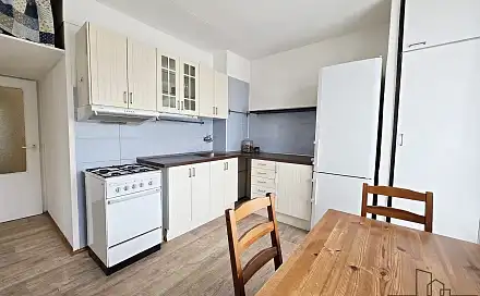 Pronájem bytu 1+1 44 m²