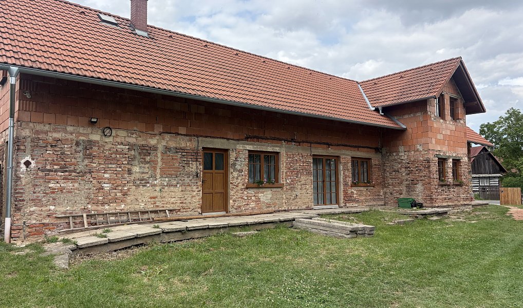Prodej domu 297 m² s pozemkem 12 610 m², Sobotka – náhled fotky 2