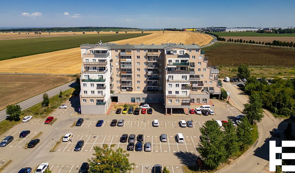 Prodej bytu 4+kk 81 m², Klecany – náhled fotky 16