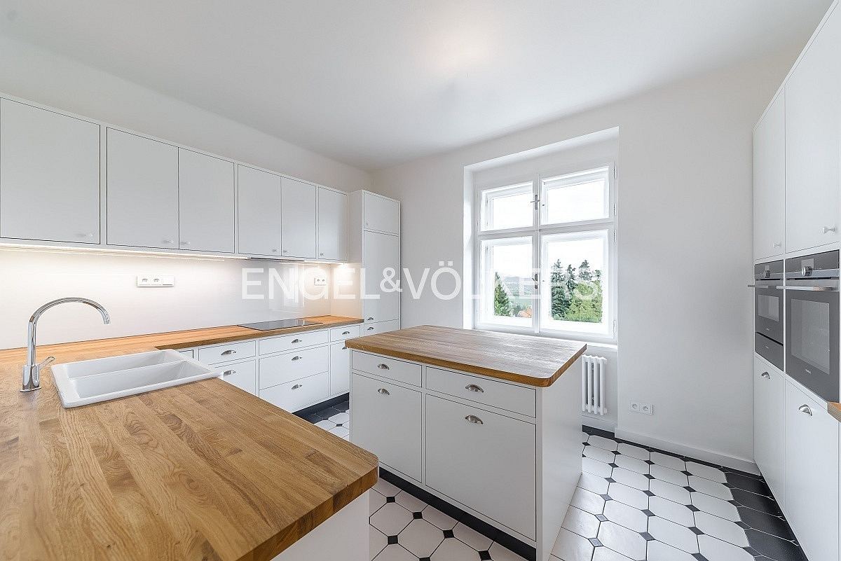Pronájem domu 356 m² s pozemkem 1 389 m² – fotografie 5