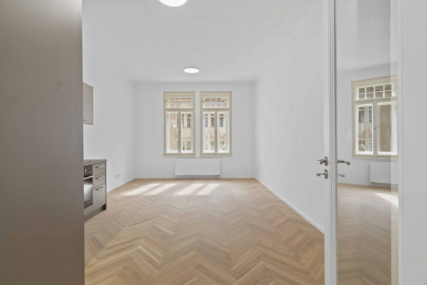 Pronájem bytu 4+kk 87 m² — photo 3