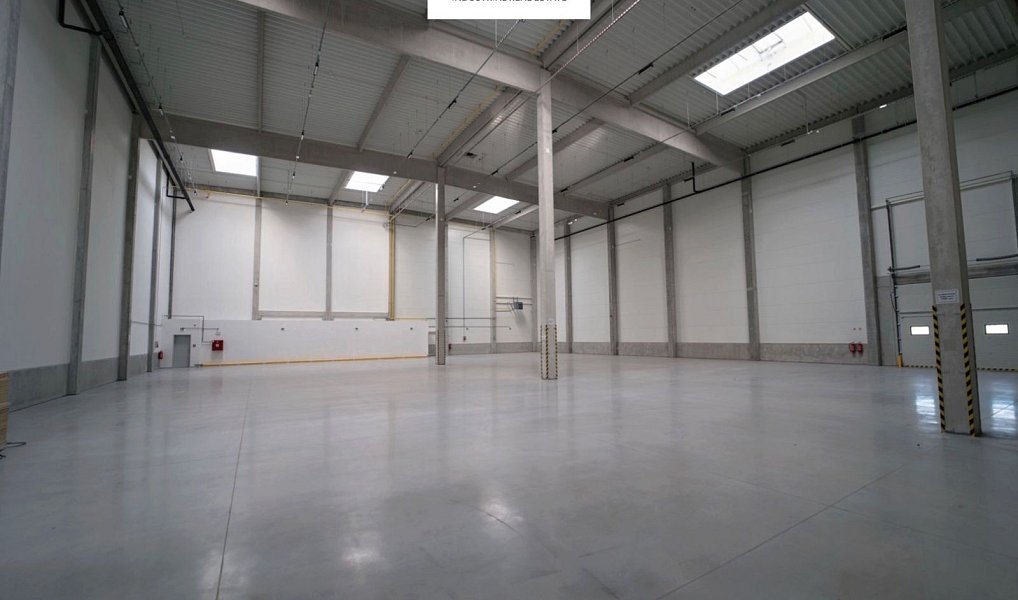 Pronájem skladovacích prostor 660 m², Jičín – náhled fotky 9