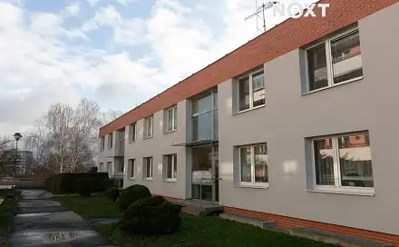 Pronájem bytu 1+kk 27 m², U Trojáku, Zlín