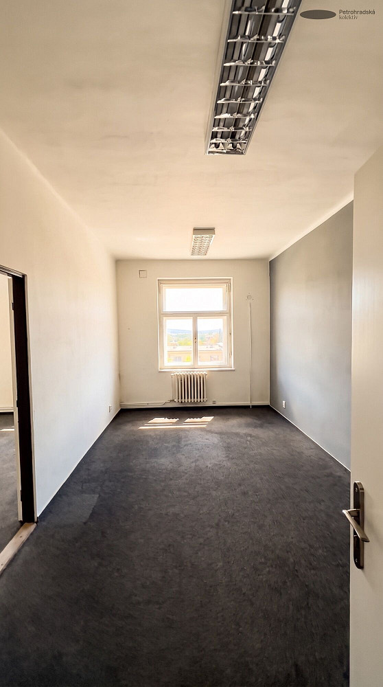 Pronájem kanceláře 18 m² – fotografie 3