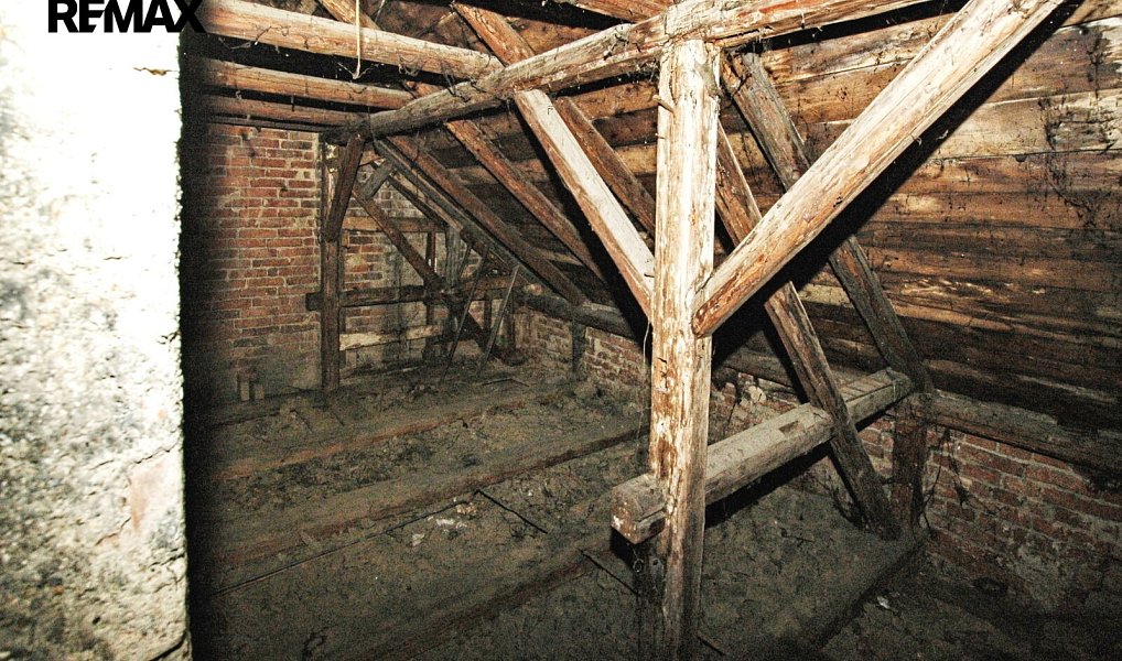 Prodej domu 177 m² s pozemkem 349 m², Černošín – náhled fotky 24