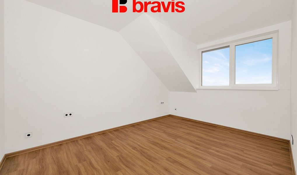 Pronájem bytu 4+kk 89 m², Rosice – náhled fotky 15