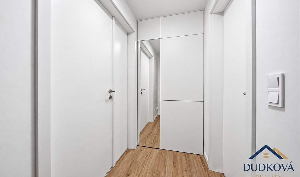 Prodej bytu 2+kk 67 m², Kladno – náhled fotky 3