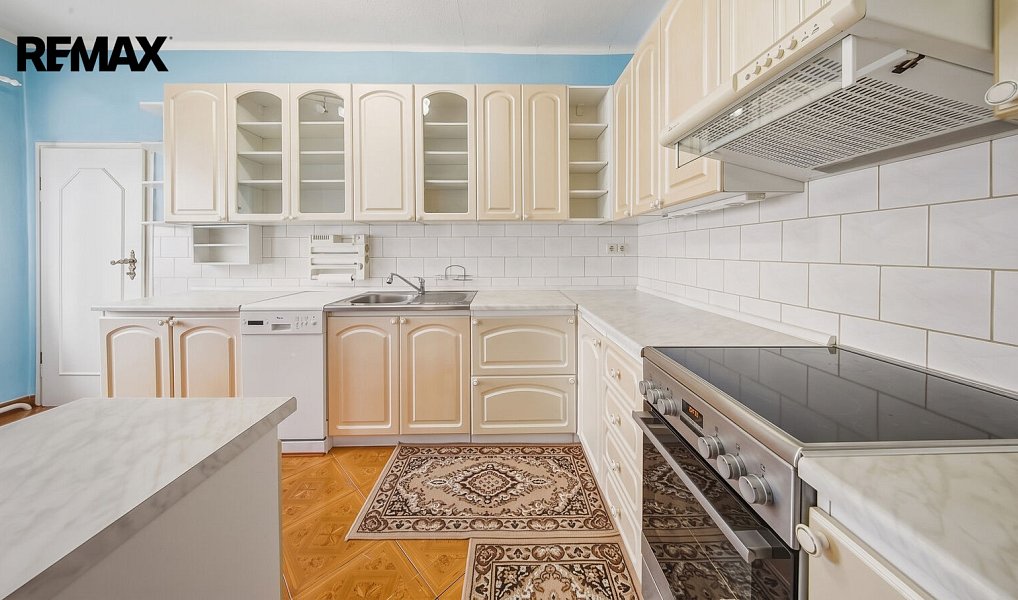 Prodej domu 257 m² s pozemkem 662 m², Nový Bor – náhled fotky 52