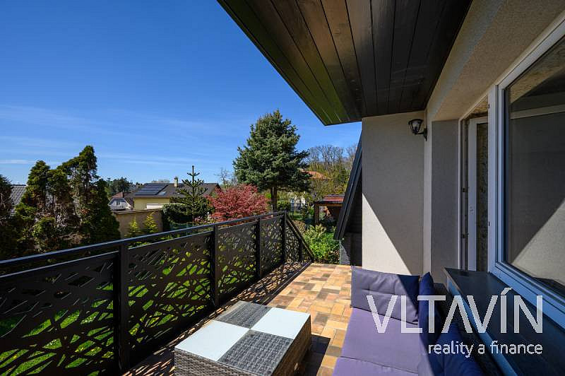 Prodej domu 232 m² s pozemkem 391 m² – fotografie 3