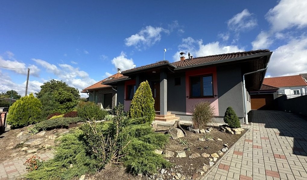 Pronájem domu 112 m² s pozemkem 482 m², Kuchařovice – náhled fotky 28