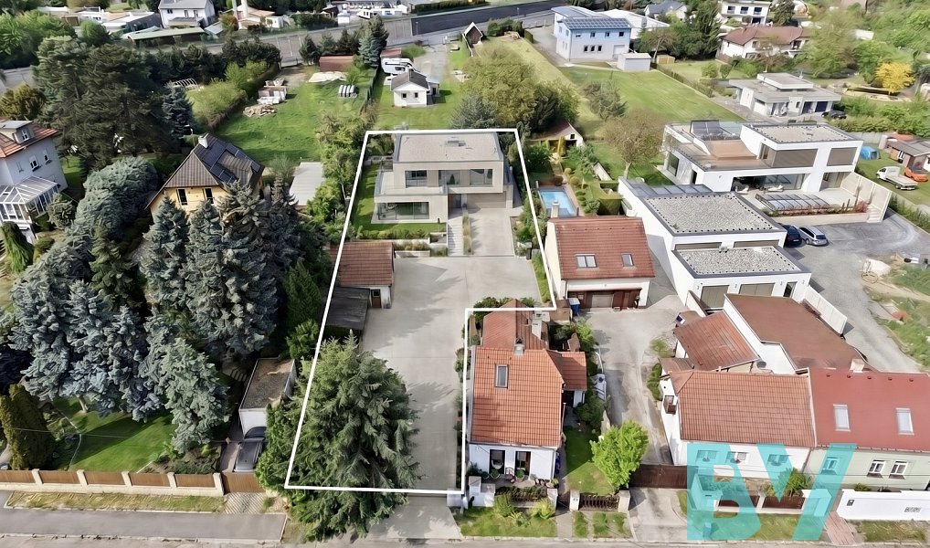 Prodej domu 72 m² s pozemkem 1 166 m², Praha – náhled fotky 2