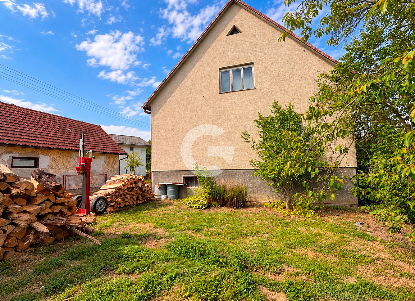Prodej domu 160 m² s pozemkem 306 m² – fotografie 3
