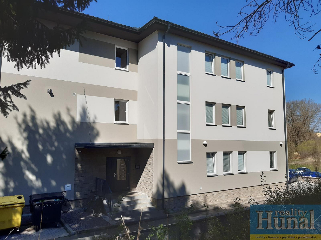 Pronájem bytu 1+kk 30 m² – fotografie 2
