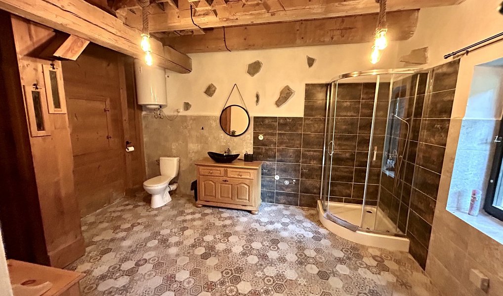 Prodej domu 300 m² s pozemkem 333 m², Líšnice – náhled fotky 9