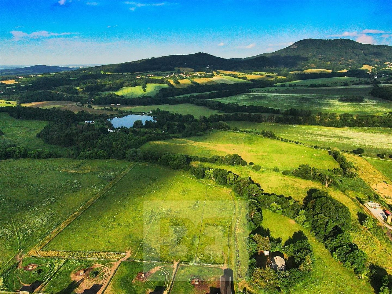 Prodej domu 400 m² s pozemkem 242 000 m² – fotografie 4