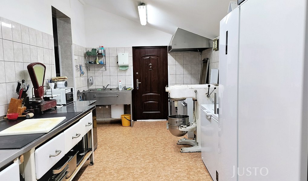 Prodej domu 497 m² s pozemkem 400 m², Písek – náhled fotky 25