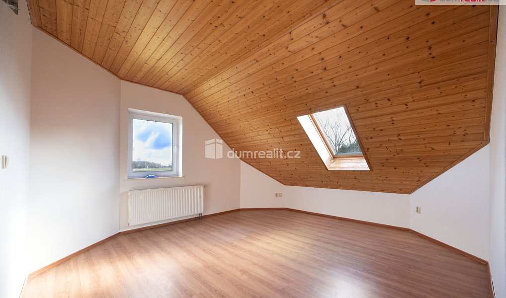 Prodej domu 253 m² s pozemkem 2 075 m², Dolní Třebonín – náhled fotky 38