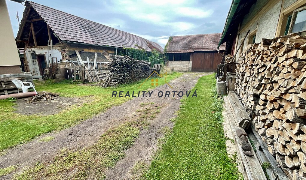 Prodej domu 146 m² s pozemkem 782 m², Ohnišťany – náhled fotky 13
