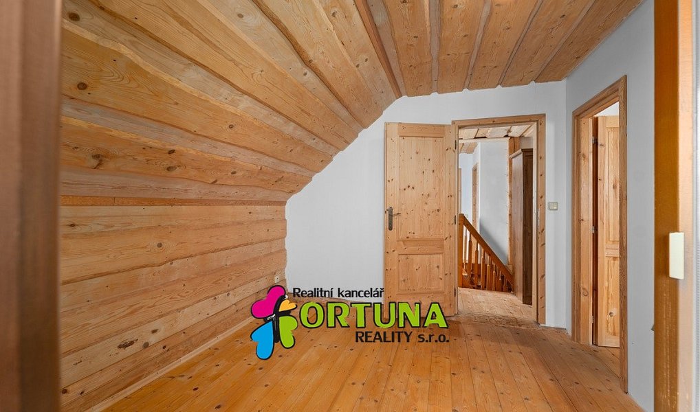 Prodej domu 115 m² s pozemkem 2 247 m², Vacov – náhled fotky 16