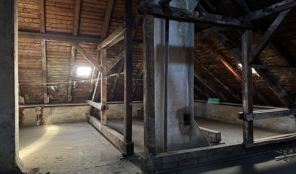 Prodej nájemního domu, činžáku 1 165 m², Šluknov – náhled fotky 24