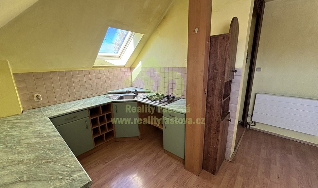Prodej bytu 2+1 69 m², Rokycany – náhled fotky 2