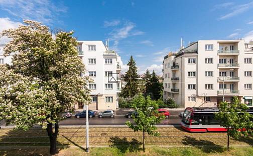 Pronájem garážového stání 15m2, Bělohorská 95, Praha 6