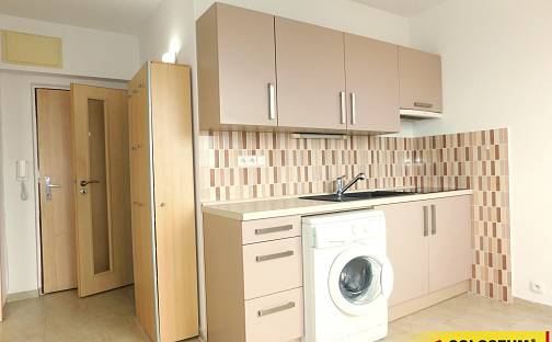 Pronájem bytu 1+1 34 m², Znojmo