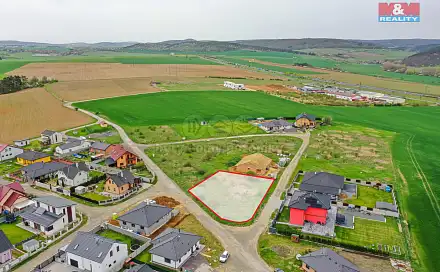 Prodej stavebního pozemku 1 091 m², Bavoryně - U Vodojemu, okres Beroun