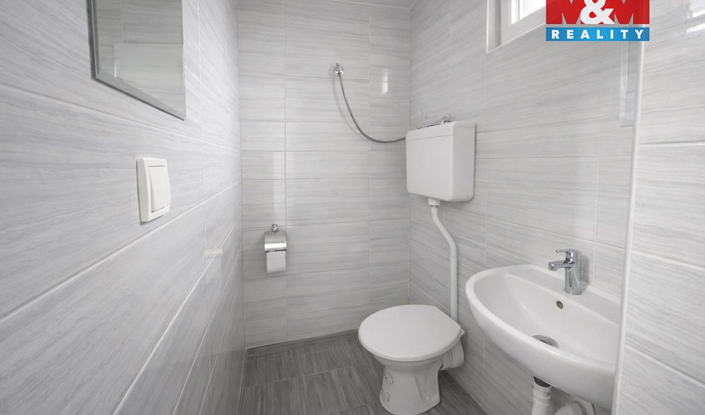 Prodej stavebního pozemku 1 049 m², Žatec – náhled fotky 4