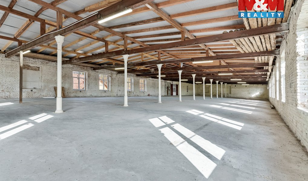Pronájem výrobních prostor 884 m², Višňová – náhled fotky 6