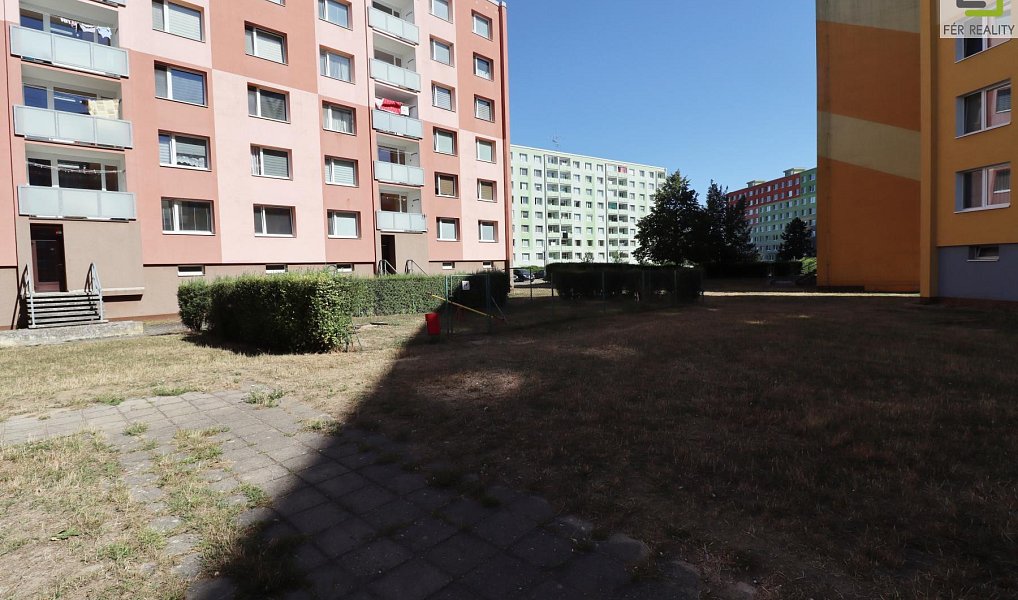 Prodej bytu 2+1 64 m², Roudnice nad Labem – náhled fotky 20