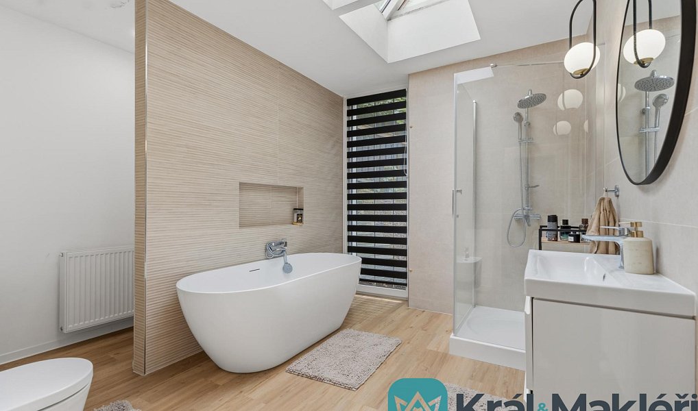 Prodej domu 266 m² s pozemkem 1 373 m², Chuderov – náhled fotky 10