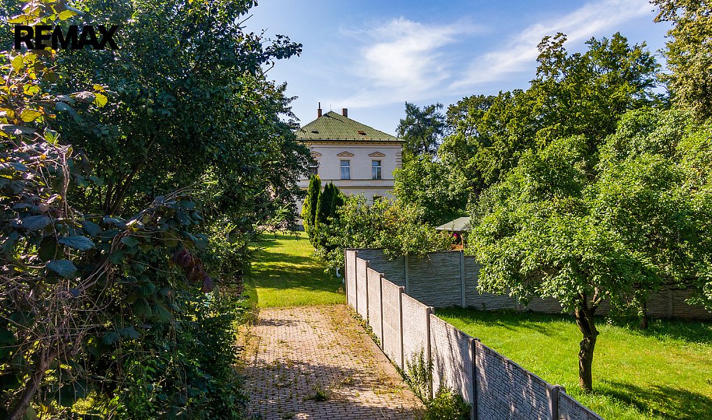 Prodej domu 543 m² s pozemkem 2 151 m², Kamenický Šenov – náhled fotky 38